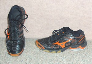 volleyball shoes orange and black