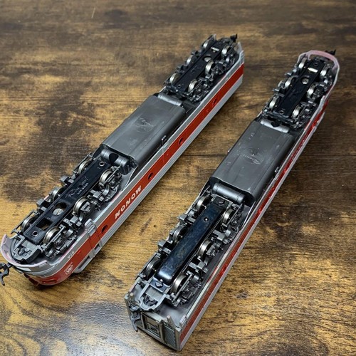 Rivarossi MONON EMD F7 Locomotive 2-Car Set Vintage Working item Made in Italy - Picture 2 of 12