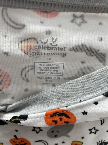 Kids Girls Stars, Moon, Pumpkin, spiders Candy Halloween Pajamas Set Size 10 NWT - Picture 4 of 11