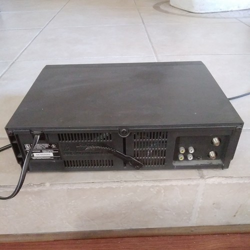 RCA VR352 VCR VHS Video Player Working Condition No Remote - Picture 3 of 5