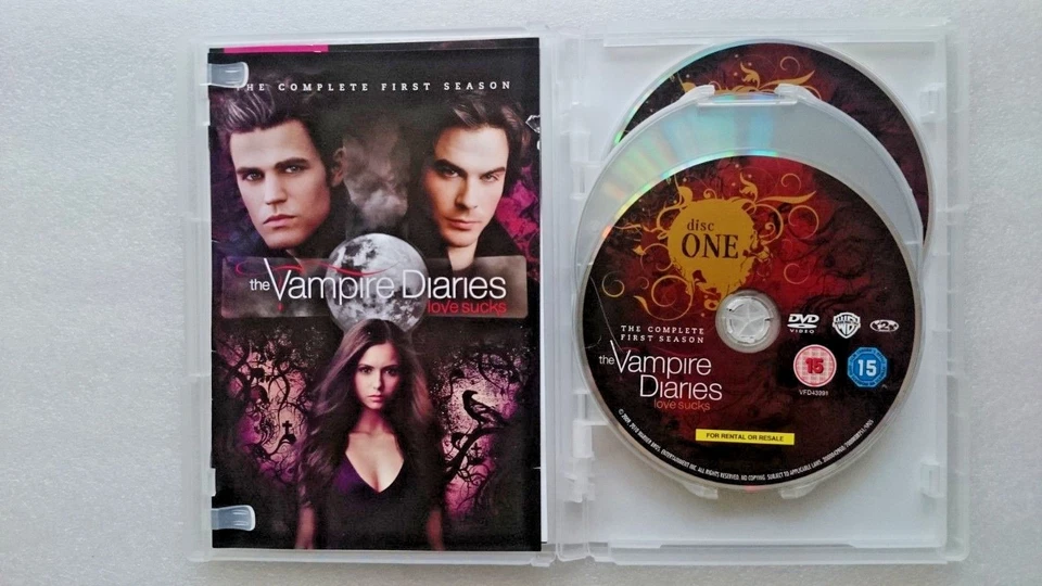 The Vampire Diaries: Series 1 - Complete (DVD, 2010) - Image 3 of 4