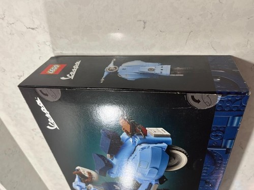 LEGO ICONS Vespa 125 Creator (10298) Building Kit 1106 Pcs - Picture 4 of 5