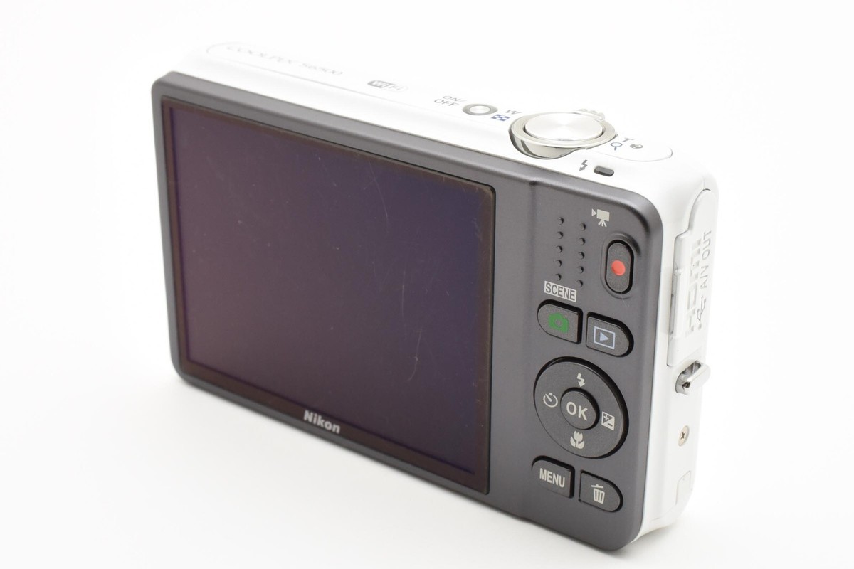 【ジャンク】Nikon COOLPIX S6500 ホワイト MINT] Nikon COOLPIX S6500 White 16MP Compact Digital Camera