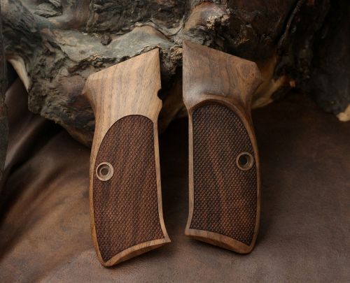 Customizable CZ 75, 75B, 75BD, 85 KADET SHADOW1 Compatible KSD Brand Walnut Grip - Picture 4 of 5