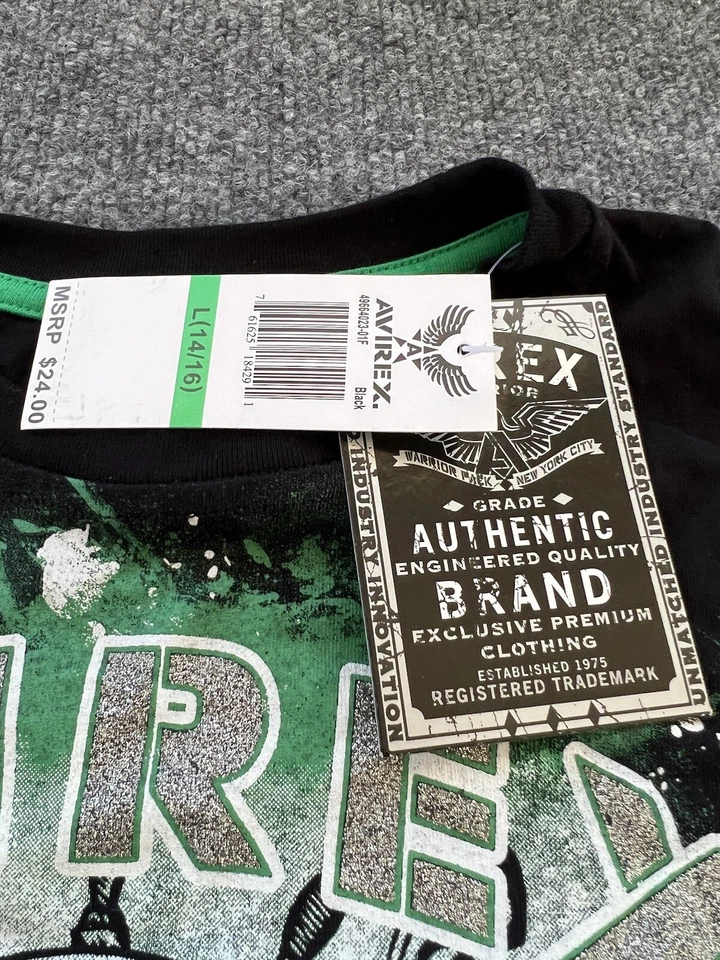 Avire. 全新带标签 T 恤 Youth L (14/16) 黑色飞溅标志“Famous And Feared”  — 第 4/4 张图片