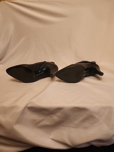 michelle d shoes-pre Owned  - Picture 3 of 4