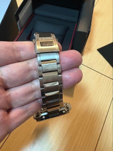 CASIO G-SHOCK radio Bluetooth equipaggiata solare MTG-B2000D-1AJF uomo argento usata - Foto 6 di 8