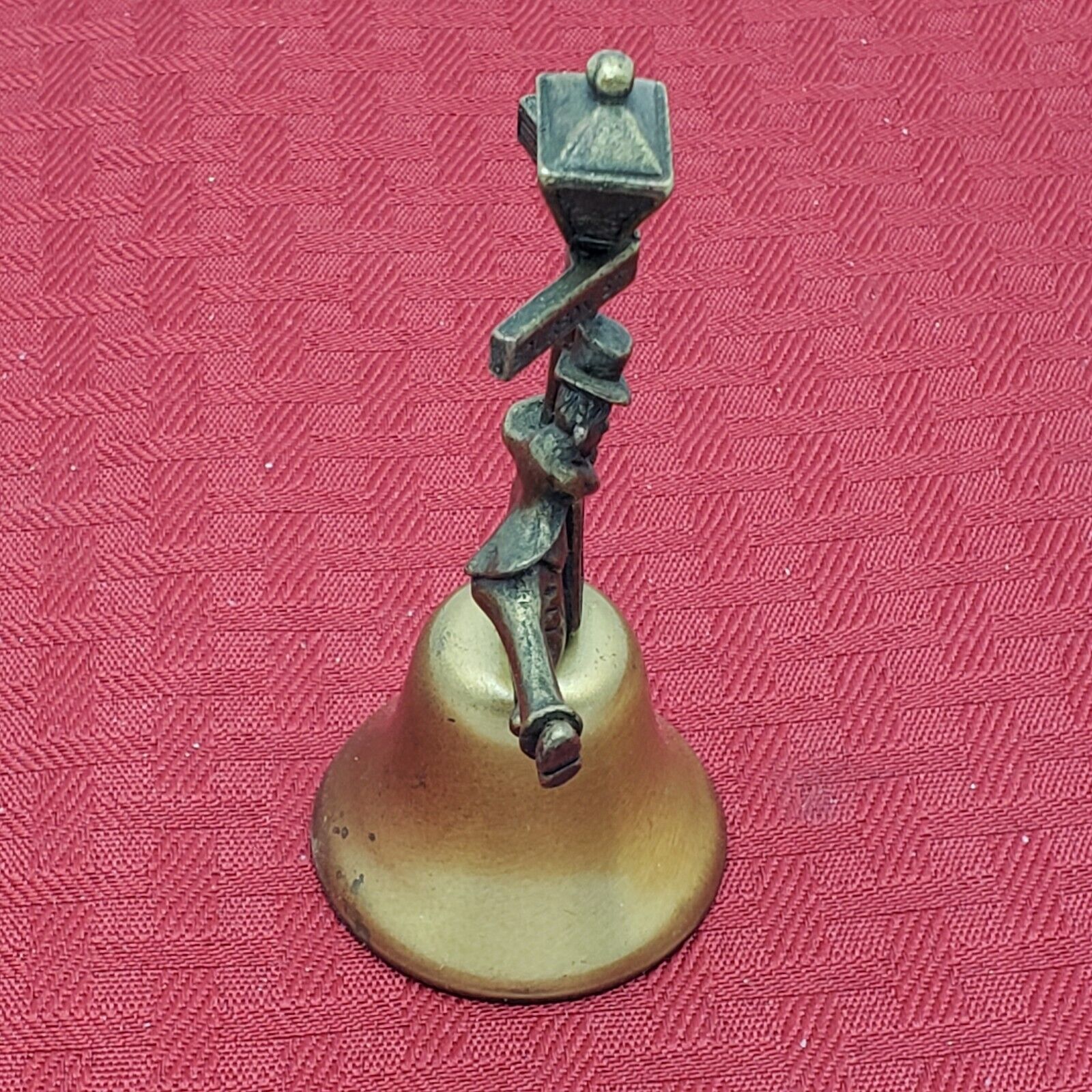 Picture 4 of 8