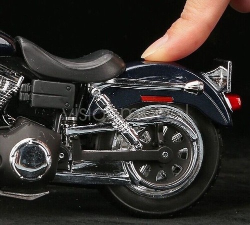 Motocicletta Maisto 1:12 2006 FXDBI Dyna Street Bob metallo pressofuso nuova - Foto 8 di 9
