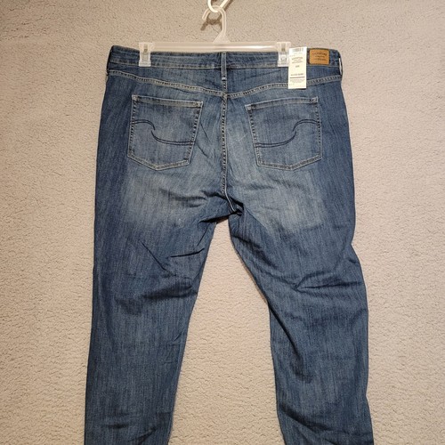 Levi Strauss Signature Women's 22S (42X27) Mid Rise Skinny Blue Denim Jeans NWT - Picture 13 of 23