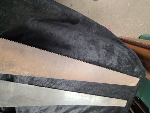 3 Vintage DISSTON Wood Handled Saws w/ Emblems Blade Lengths (2) 26" / 1 24" - Picture 9 of 19