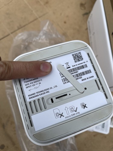 Huawei B818-263 4G LTE Router Modified - Unlocked - Dual Antenna - 4 X SMA ports - Afbeelding 6 van 10