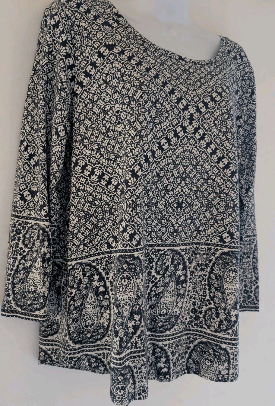 Picture 2 of 4