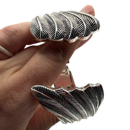New Directions Silber Blatt Feder Statement Grob Armreif Armband Neu mit Etikett - Bild 2 von 3