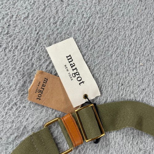 Margot New York Canvas Grün Sling Bag Bauchtasche Umhängetasche NEU Neu mit Etikett - Bild 6 von 12