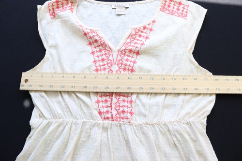 Lucky Live in Love Top Creme Short Sleeve Embrodiery Size Small Sheer (27) - Picture 6 of 8