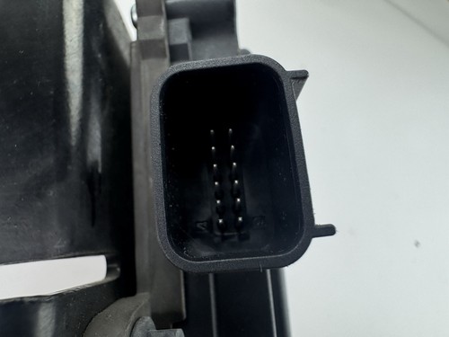 2017 2018 2019 2020 2021 GM Forward Range Radar Sensor OEM 86771896 - Picture 7 of 8