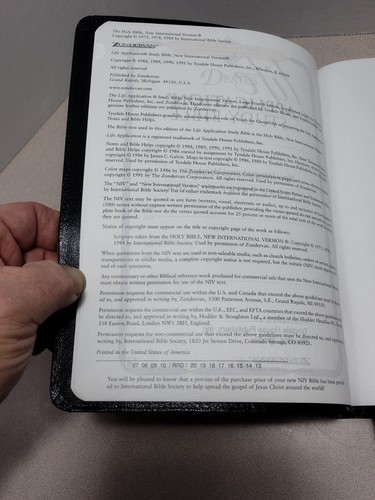 Holy Bible NIV 1984 Life Application Bible Large Print Bonded Leather Indexed Bl - Bild 12 von 19