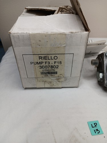 RIELLO OEM 3007802 (C7001010) Heizölpumpe F3-F15 Neu im Karton - Bild 2 von 8
