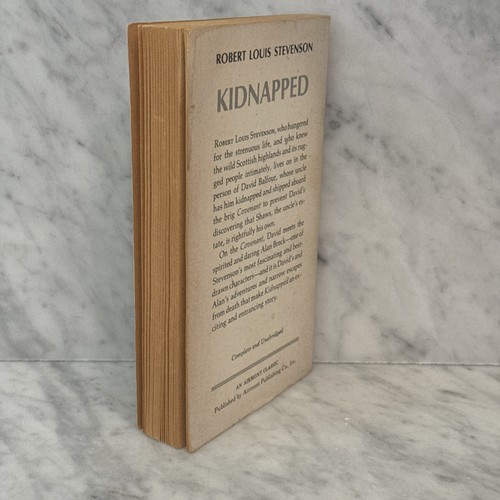 Kidnapped by Robert Louis Stevenson - Airmont Books Classic 1963 paperback - Picture 11 of 11
