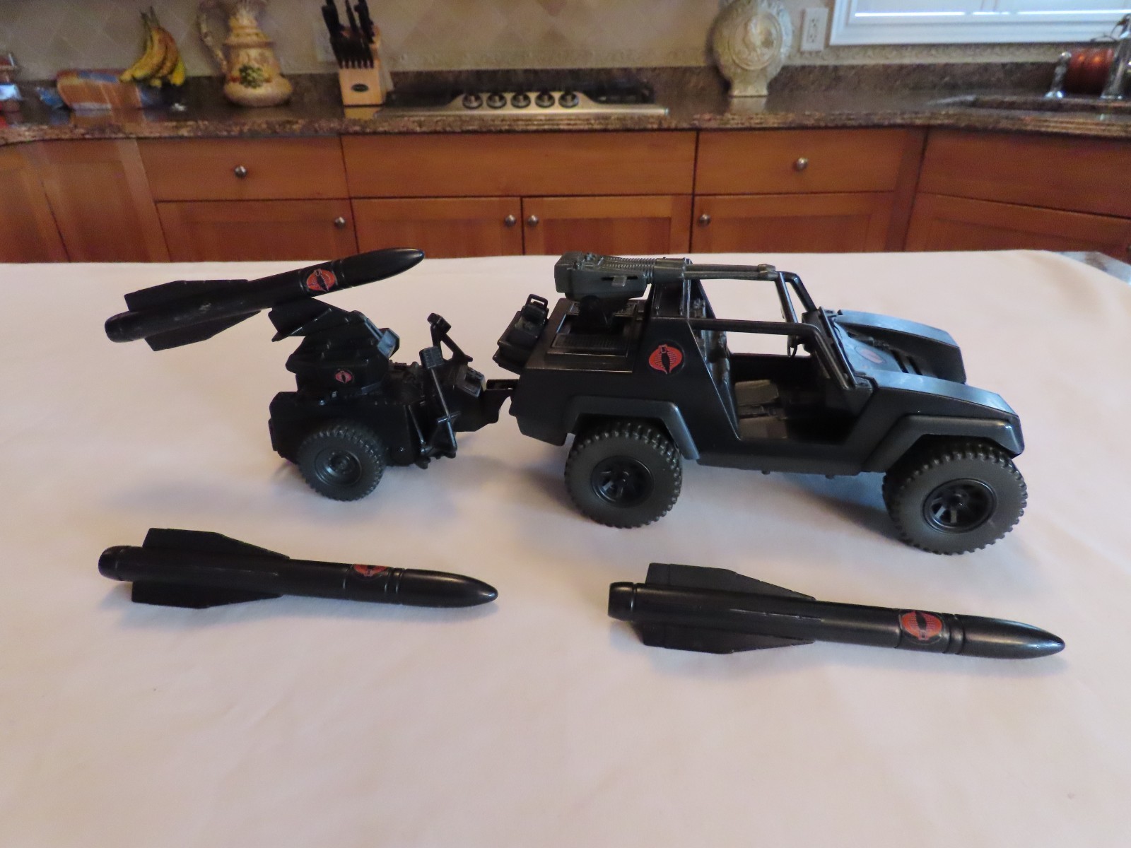 Picture 9 of 24