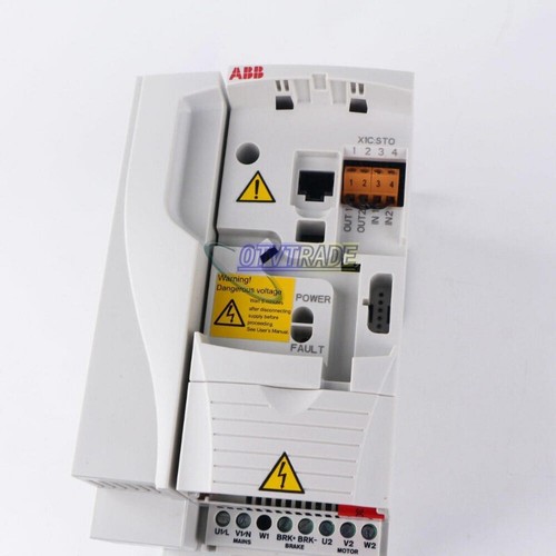 NUOVO 1PCS ABB Inverter ACS355-01E-07A5-2 1.5KW#HL senza tastiera - Foto 20 di 23