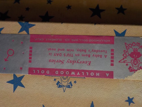 Vintage 6 bambole Hollywood vestito etichetta #'s 1,24,25 6 o 9 tutto necessario TLC e 1 scatola bambino - Foto 11 di 17