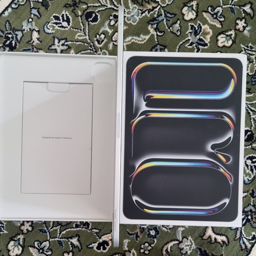 Apple iPad Pro 11 M4 - 100% batt - 256GB Wi-Fi & Cellular 5G - Odblokowany - Srebrny - Zdjęcie 8 z 13