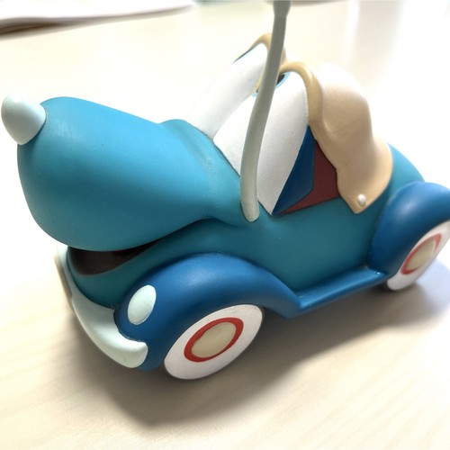 Juguete Medicom VCD Coche Azul Suzie Disney - Imagen 3 de 5