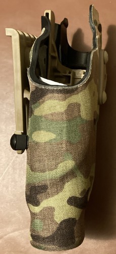 New Safariland 6354DO Glock 17 Holster Light Bearing With QLS 19 Fork | MultiCam - Picture 6 of 6
