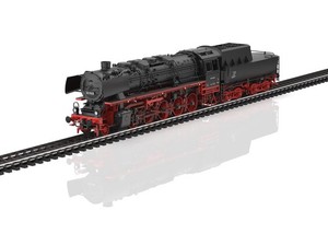 Märklin 1:87 Spur H0 Baureihe 44 mit Wannen-Tender 2´2´T30 der DB Dampflok (39745)