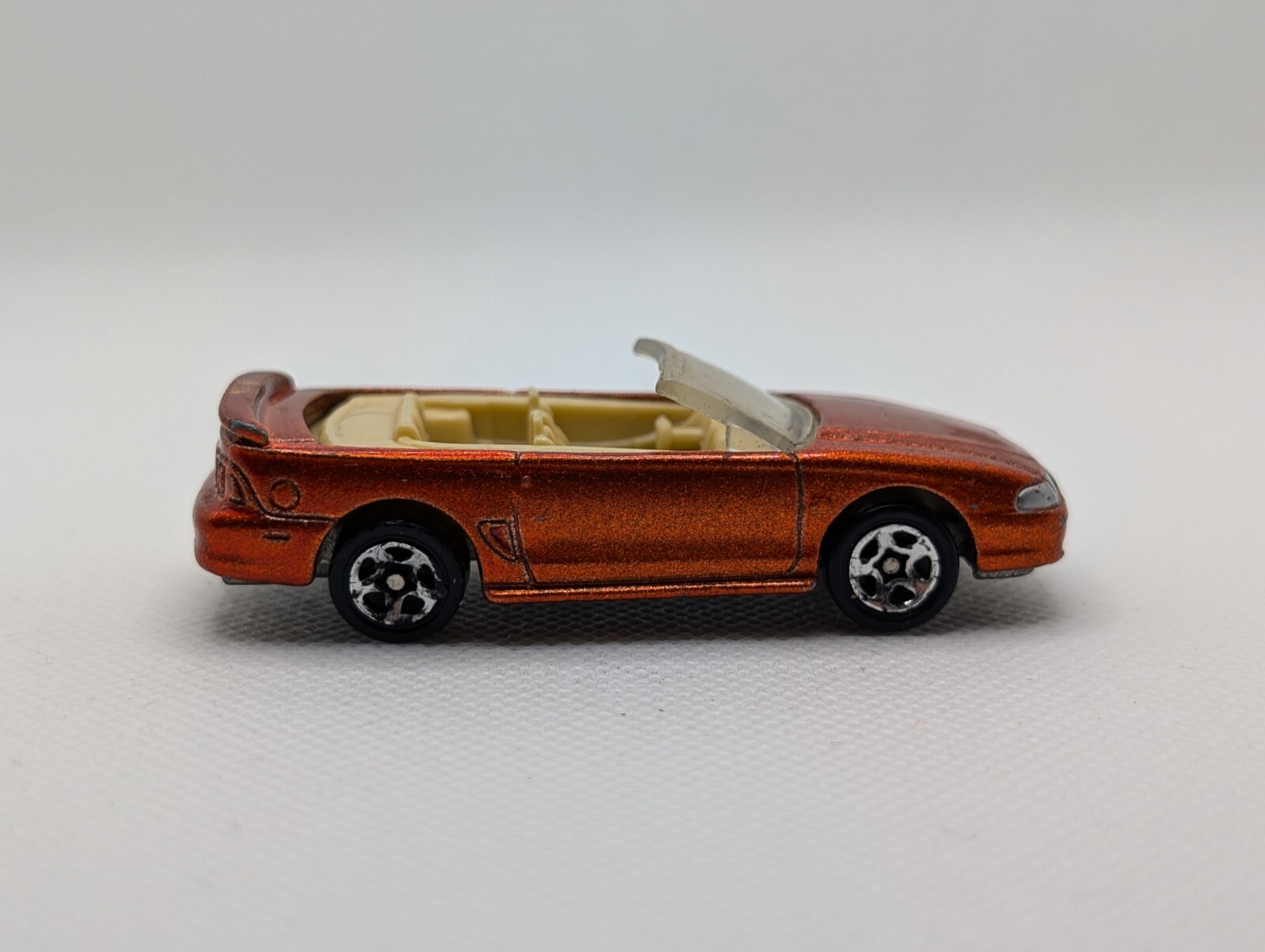 Hot Wheels Ford Mustang GT 1996 Convertible Orange, 1/64 China 1998
