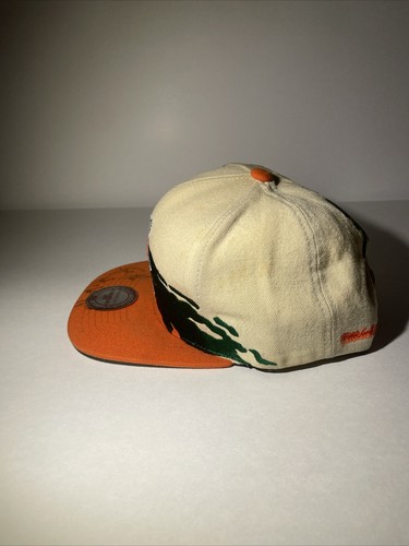 Sombrero de colección autografiado Mitchell And Ness Miami Hurricanes Splash nuevo con etiquetas - Imagen 7 de 13