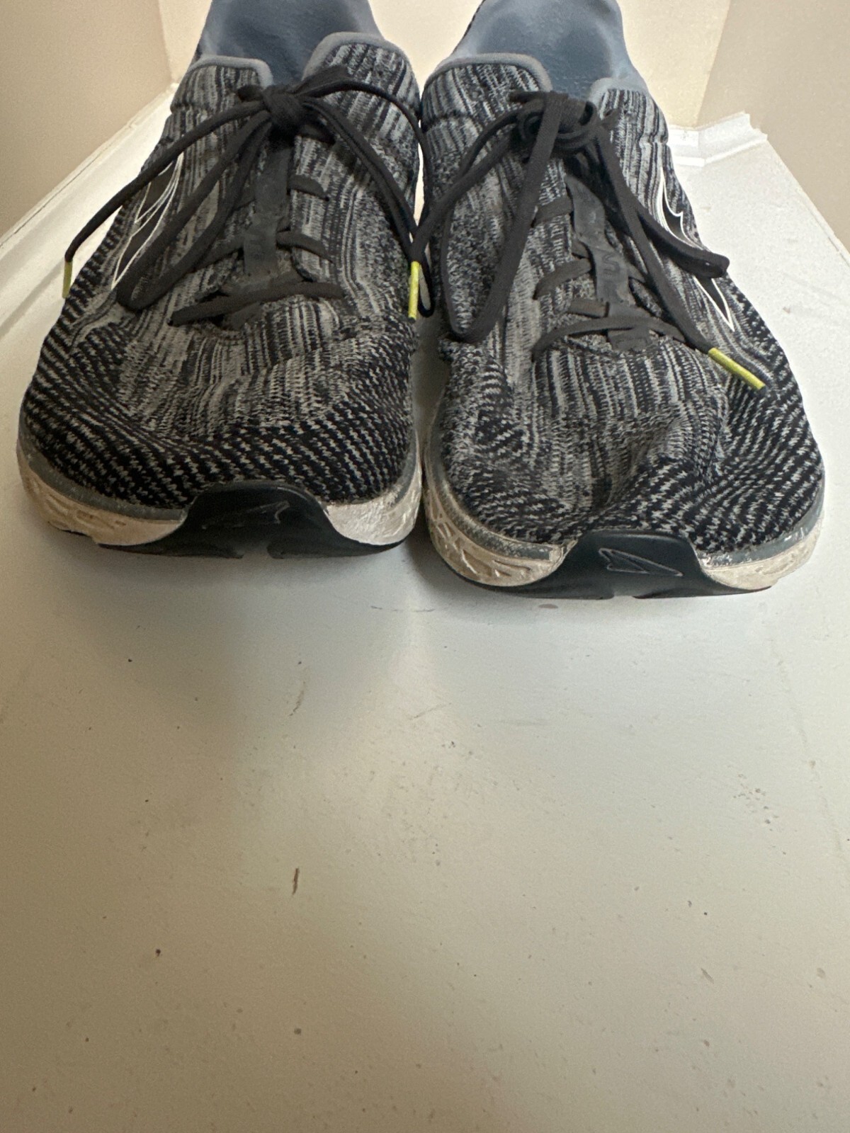 Picture 4 of 9
