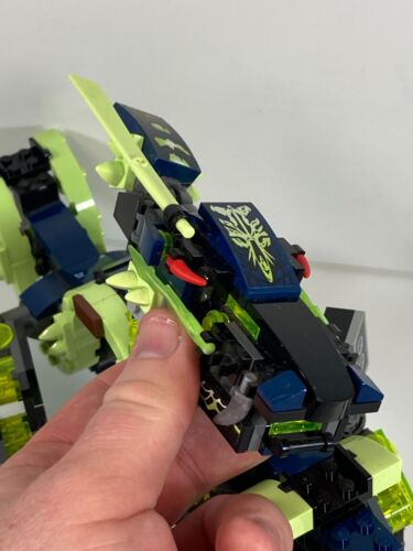 LEGO NINJAGO: Attack of the Morro Dragon (70736) Incomplete Lloyd Possessed Fig - Picture 8 of 15