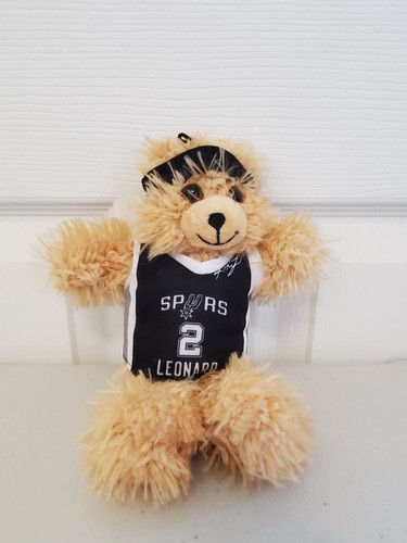 Kleiner Teddybär mit Kawhi Leonard San Antonio Trikot - Bild 1 von 3