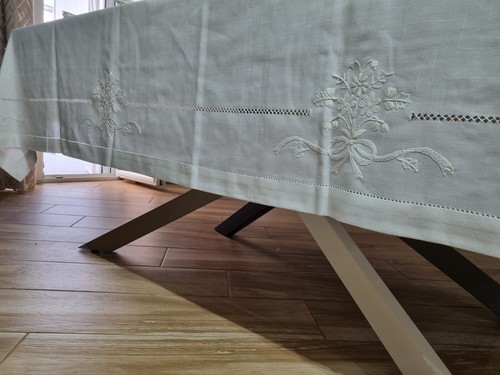 Tovaglia ricamata a mano in misto lino 12 posti gran misura 185x355 cm - Picture 8 of 12