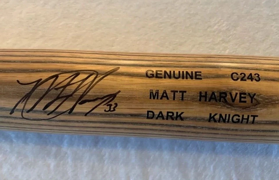 Bate autografiado por Matt Harvey Foto 2 de 4