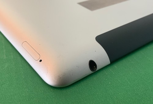  Apple iPad 2 - Second Generation 16GB - A1396 - Black - 139000 - Picture 9 of 12