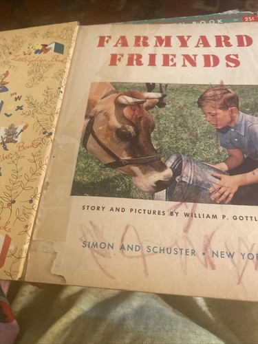 1956 Farmyard Friends Little Golden book - Picture 2 of 7