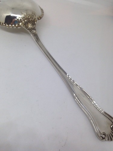 Knowles LEXINGTON Sterling Silver LARGE BERRY SPOON - Fluted - No Monos - 8-3/8" - Picture 5 of 6