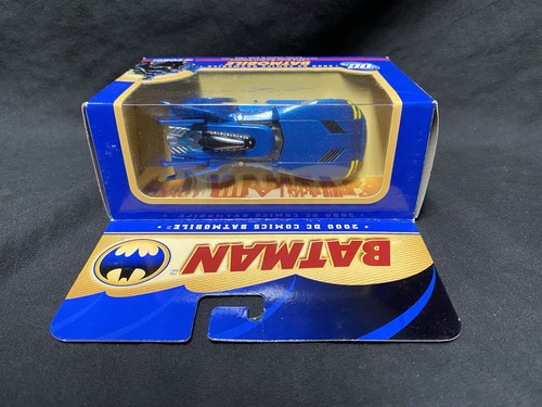 2005 Corgi Batmobile 2000 Jim Lee 1/43 Scale Die Cast Car - New DC Comics Batman - Picture 5 of 9