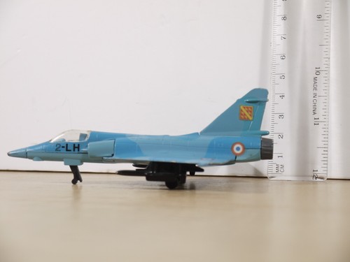 Vintage Maisto Mirage 2000C Air Force blu mimetico pressofuso scala 1:87 ottime condizioni - Foto 10 di 10