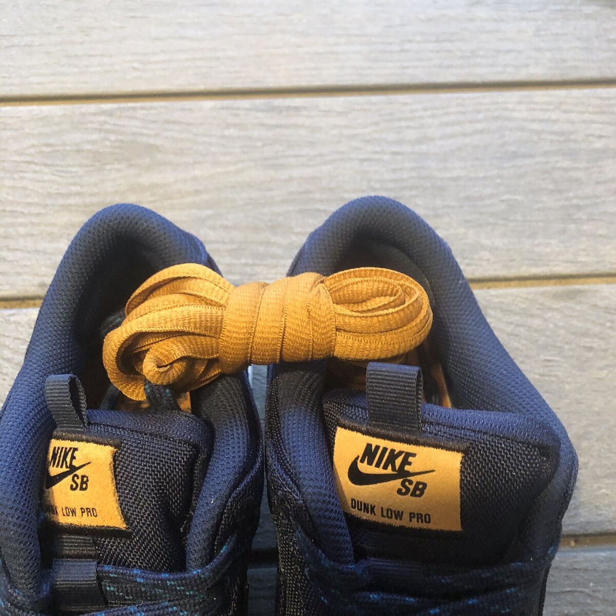 Size 8 - Nike SB Dunk Low Pro Navy Desert Ochre Size 8 - Nike SB Dunk Low Pro Navy Desert Ochre
