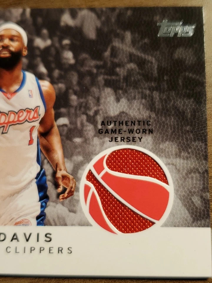 2009 Topps #RR-BD Baron Davis  Roundball Remnants  Mint+ New Clippers - Image 2 of 3