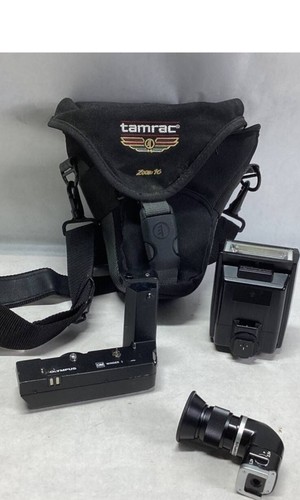 Lote accesorios de cámara mixtos Olympus Flash Winder Varimagini Finder Tamrac Case - Imagen 1 de 9