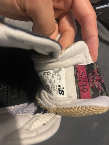 Size 10 Mens - New Balance 57/40 Chinese New Year - Black Poppy 2022 - Picture 4 of 4