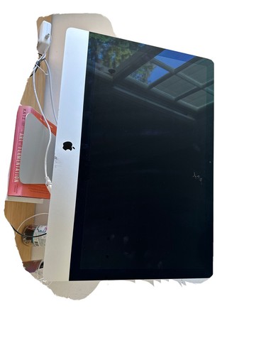 Apple iMac Retina 5K 27 inch late 2014 4GHz Intel Core i7 32 GB 1600 MHz DDR3 - Picture 2 of 8