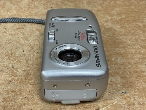 Olympus Camedia C-170 Digital Camera Compact 4MP Point Shoot Photography - Picture 4 of 6