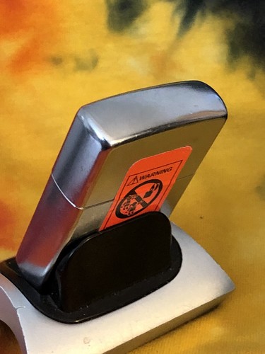 Vintage Zippo Lighter NASCAR #15 MICHAEL WALTRIP DRIVER New In Box  2005 - Picture 6 of 13